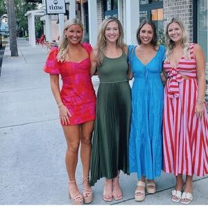 Zara puff sleeve dress!